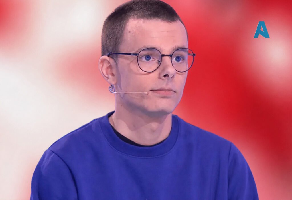 emilien 12 coups de midi autiste