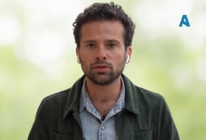 lucas de villepin parents